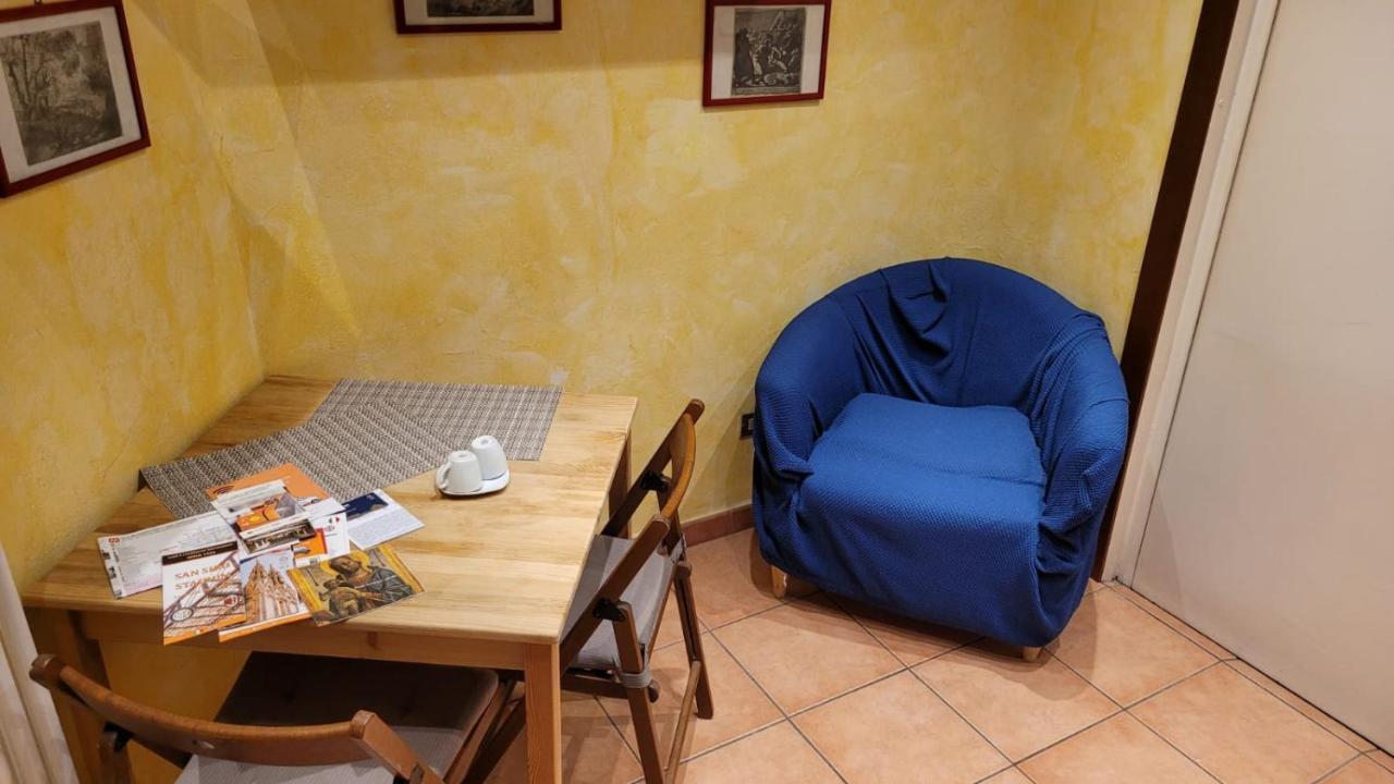 Appartamento Porta Romana Small Studio Milano Esterno foto