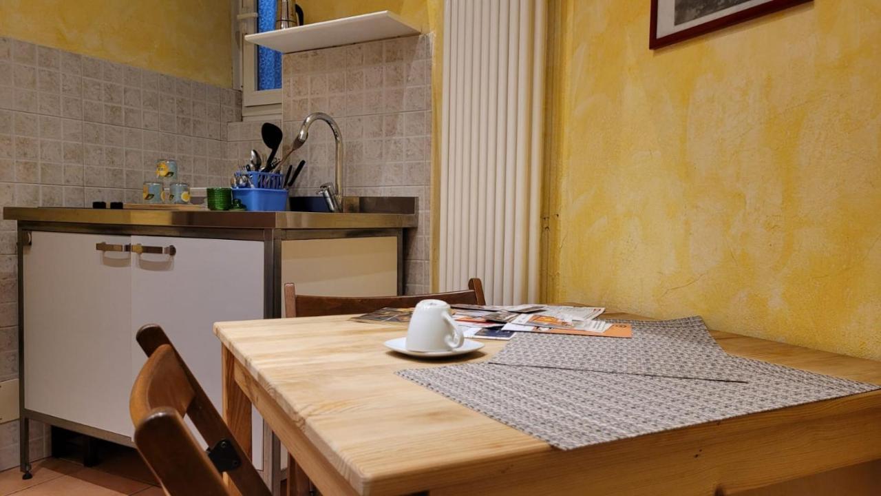 Appartamento Porta Romana Small Studio Milano Esterno foto